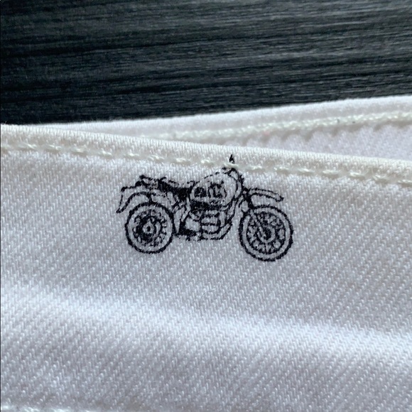 Rag & Bone Shorts - Picture 6 of 6